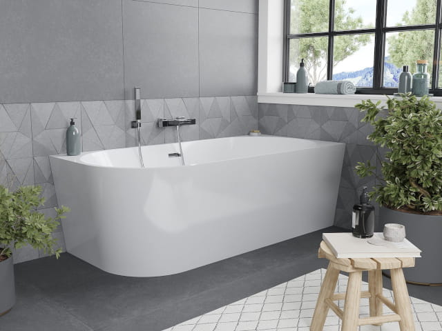 Freistehende Eckbadewanne