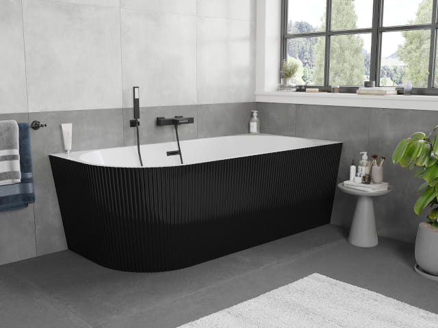 Freistehende geriffelte Badewanne schwarz