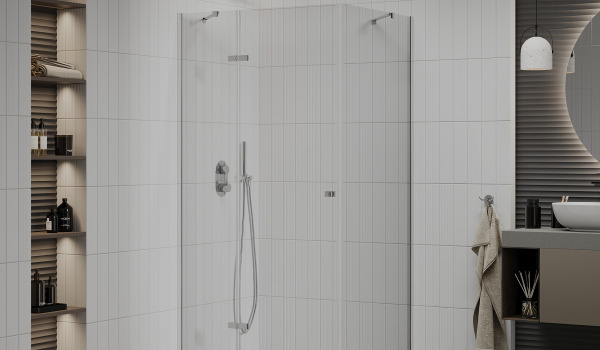 Gemütliches Badezimmer: Kombination aus beigen Wänden und Duschkabine