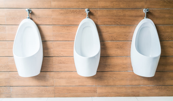 Wie montiert man ein Urinal?